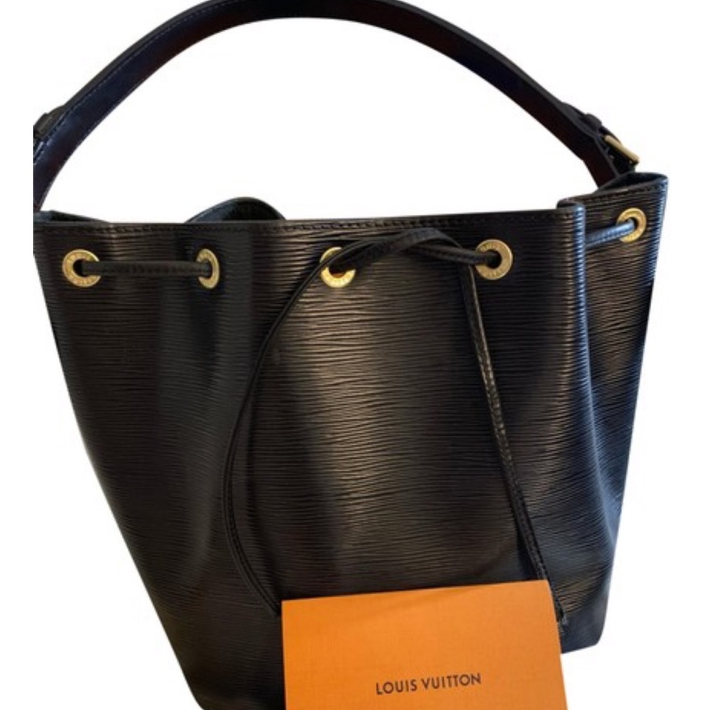 ❤️SOLD❤️Louis Vuitton Epi Noe bucket bag